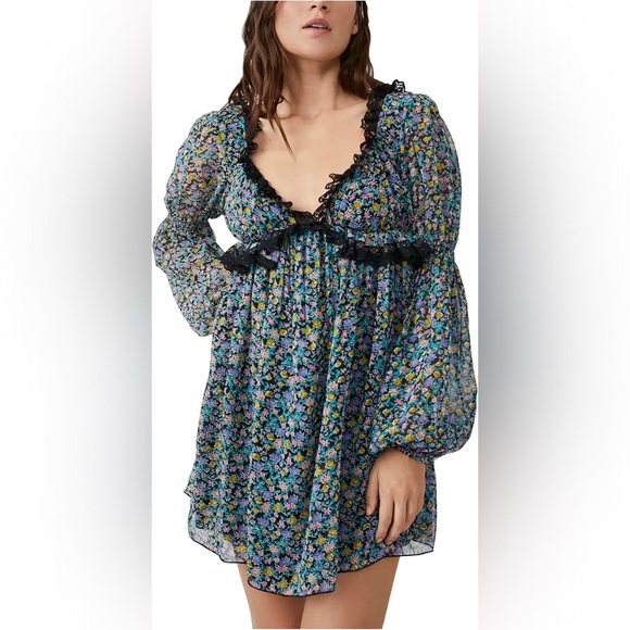 Free People Dresses & Skirts - FREE PEOPLE - Pennie Mini Dress Sz XL
